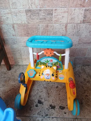 Andador Fisher Price Leãozinho Musical e Interativo - Super Conservado ?