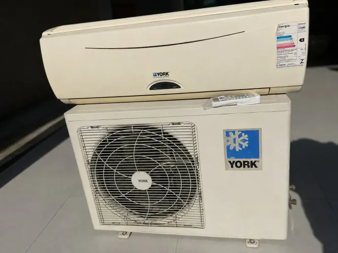 Ar condicionado York