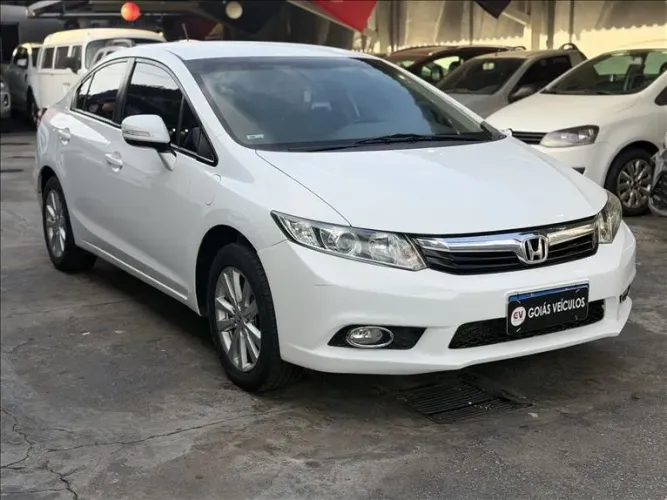 Honda Civic Hatch DX 2013