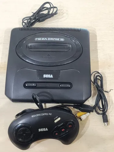 Mega Drive 3 com Cabo AV 1 Controle
