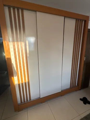 Guarda roupa casal 