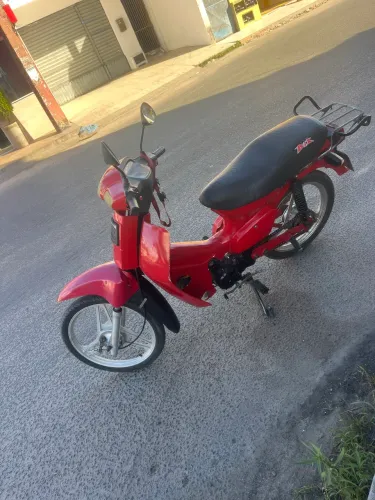Traxx 50cc em dias PRA VENDER LOGO OU FAÇO TROCA 