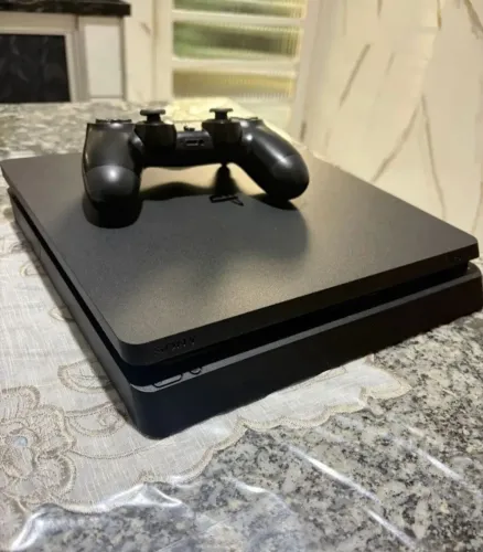 PS4 SLIM 1TB SEMI NOVO, ACEITO CARTÃO