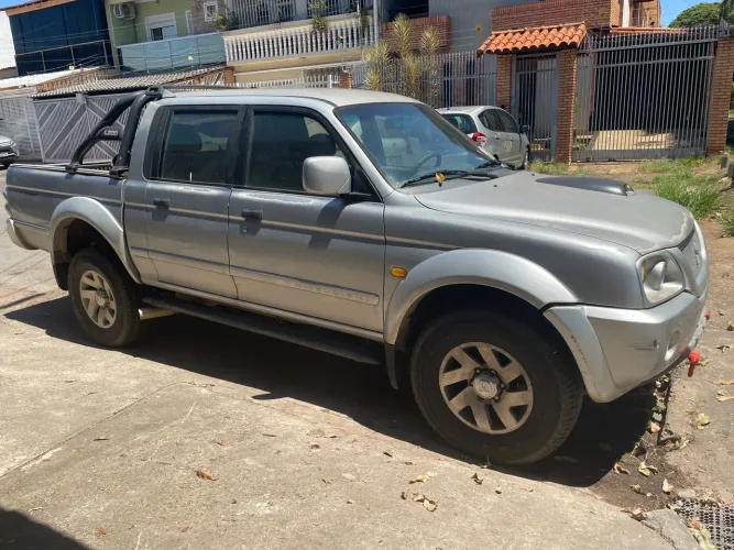 Mitsubishi L200 Sport HPE 2.5 4X4 CD DTI Dies. Aut. 2006