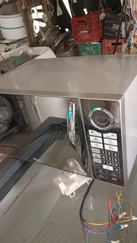 Microondas Philco 30 litros prata espelhado funcionando perfeitamente 