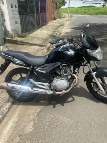 Oportunidade!!!! Titan 150 Muito conservada