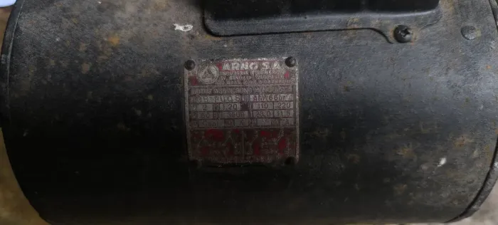 Motor de indução 2cv Arno
