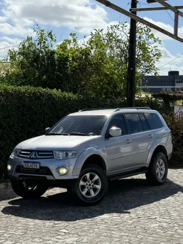 Mitsubishi Pajero Dakar 3.2 4X4 T.i. Dies. 5P Aut. 2014
