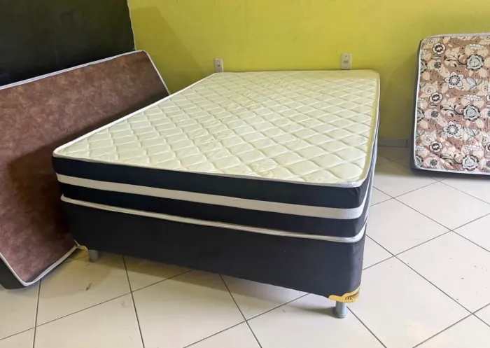 CAMA COM COLCHÃO SEPARADO 1 mil
