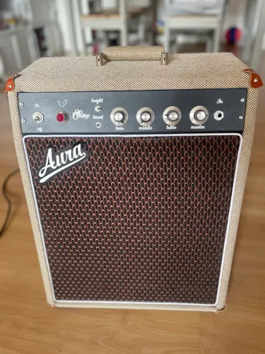 Amplificador valvulado AURA SHINE DELUXE 10w Tweed (Fender Champ) - Falante Eminence e Bag