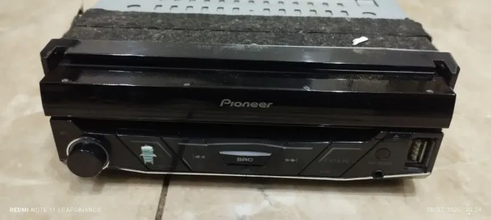 Vendo dvd Pioneer tela retrátil e inversor de voltagem ambos funcionando perfeitamente