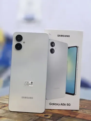 Samsung Galaxy A06 5G 4+128 GIGAS NOVO LACRADO