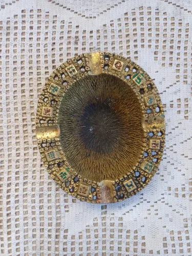 Cinzeiro de bronze