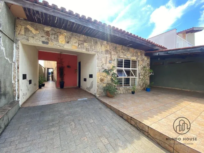 Casa à venda em Santa Mônica, Sorocaba