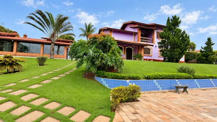 Chácara com 2.000 m², piscina e área gourmet à venda no Condomínio Vitassay Boituva/SP