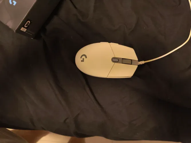 Mouse logitech g203 lyghtsync branco