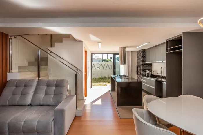 Sobrado em condomínio no Santa Cândida - ARYA 1