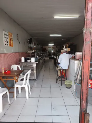 Vendo restaurante centro da cidade música ao vivo aos sábados!