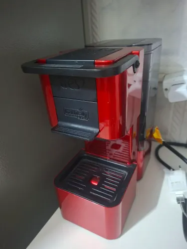 Cafeteira três corações pop plus