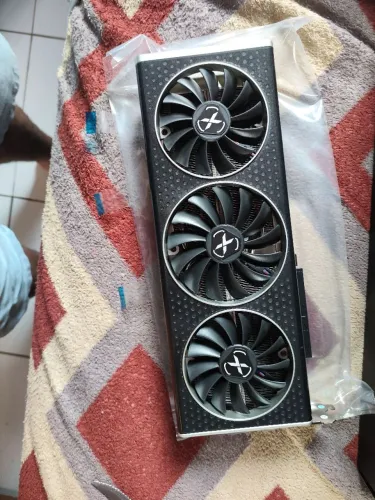 RX 6750 XT 12GB GDDR6 - Excelente Estado, Alto Desempenho para Jogos, Funcionando 100%