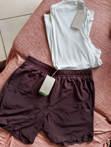 Conjunto masculino na etiqueta marca Live!