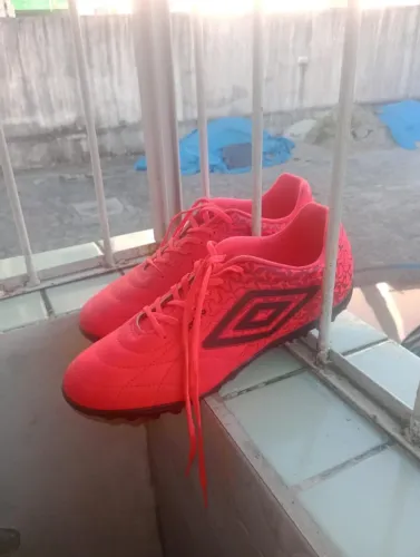 Chuteira Society Umbro Class Neo Fiery - Nova