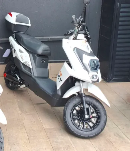 Moto elétrica Jet 1000W impecável não precisa CNH