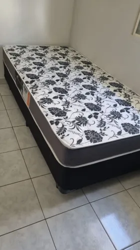 Cama box com colchão solteiro