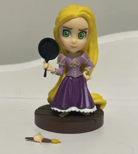 Miniatura Rapunzel Beast Kingdom Egg Attack