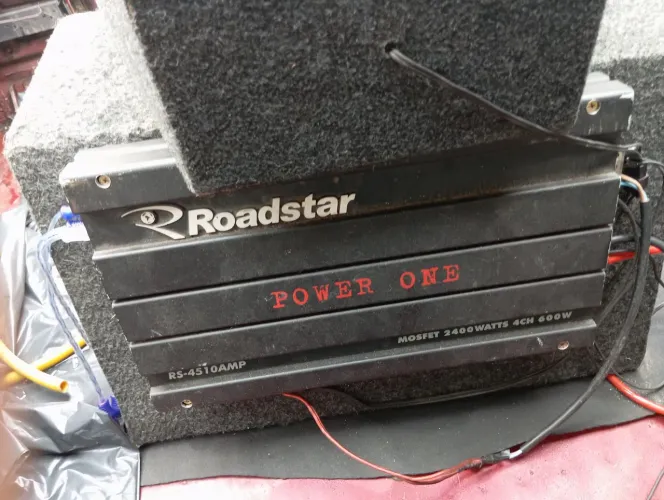 Vendo módulo Power one 2400 watts funcionando perfeitamente