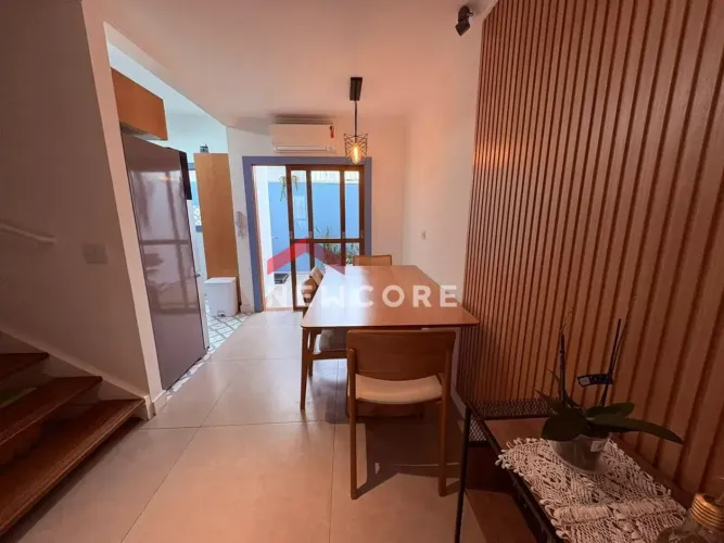 Casa de Vila em Rua Mário - Vila Romana - São Paulo/SP