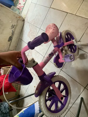 Bicicleta de criança 150 e carrinho para bebê 230