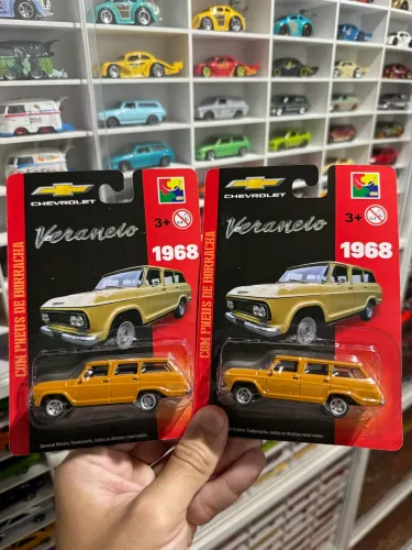 Miniatura CKS Chevrolet Veraneio 1968 Marrom 1/64 Pneus de Borracha