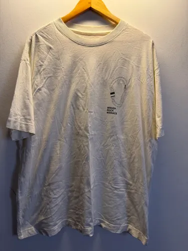 Camiseta branca Birden