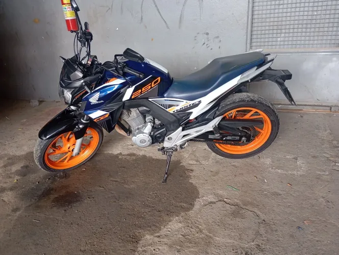 Twister 250 Edição Especial 2020