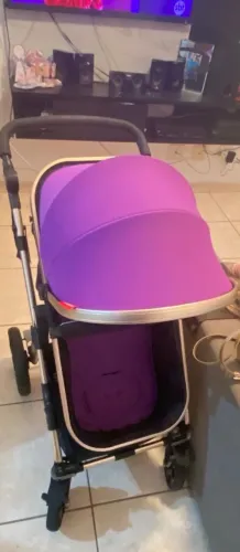 Vendo carrinho de bebê clube baby 