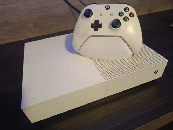 X box one S 1TB