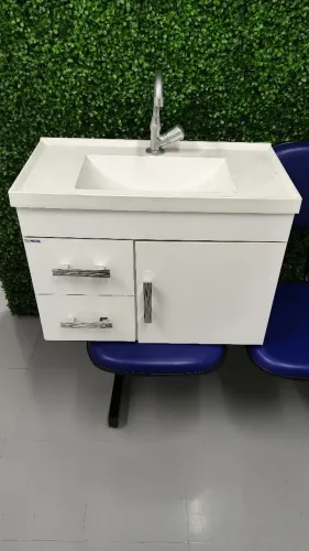 Gabinete de banheiro