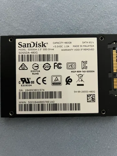 SSD 480 GB SanDisk, pouco uso!