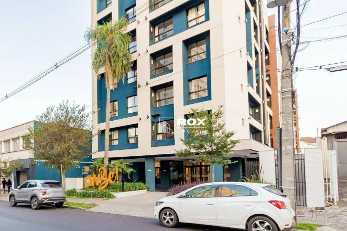 Studio mobiliado com 1 quarto para alugar, 19 m² por R$ 2.695/mês - Rebouças - Curitiba/PR
