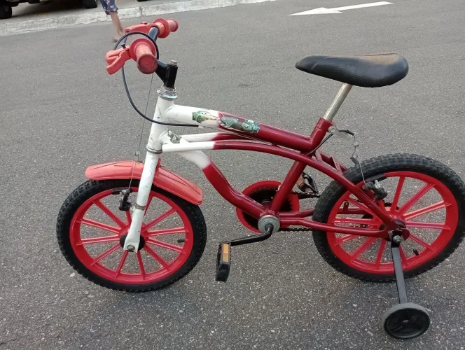 Bicicleta infantil Carros aro16 