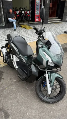 Honda ADV 150 2024 | Apenas 2.700km | Estado de Zero!