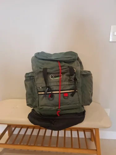 Mochila cargueira Wangaratta verde 70-80l