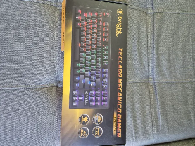 Teclado mecânico Bright