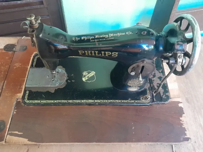 Máquina de costura Philips