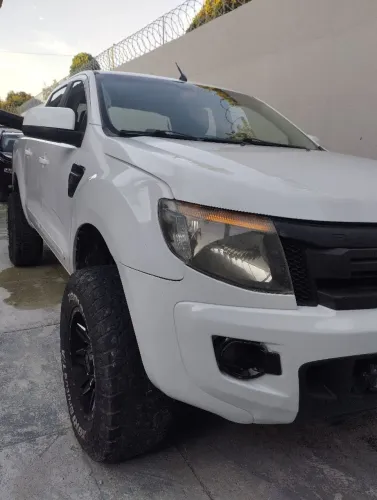 Ford Ranger XLS 2.5 16V 4X2 CD Flex 2013