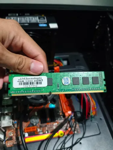 Kit i7 2600 + Placa Mãe B75 + 4GB DDR3 + Cooler - R$350