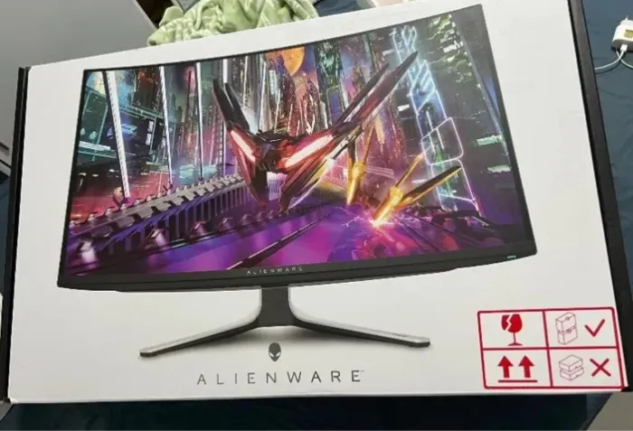 Monitor Dell OLED Alienware 32'' 4k Lacrado