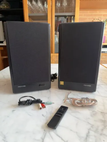 Par de Caixas de Som Amplificadas Microlab Solo6C - Impecável