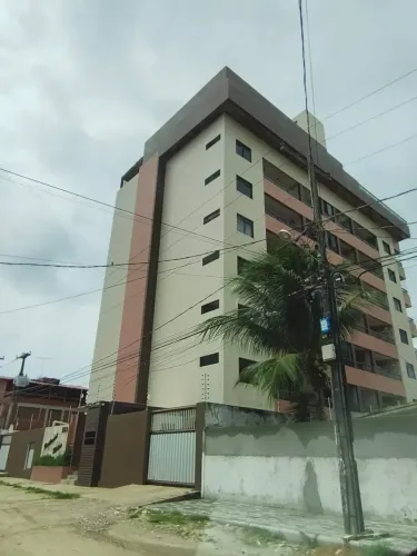 Imóvel para venda possui 165 metros quadrados com 4 quartos em Camboinha - Cabedelo - PB